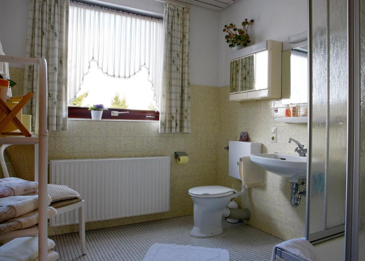 Ferienwohnungen Annegret Schütte Winterberg Zimmer foto